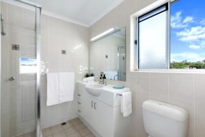 Sunset at Jade Waters with Private Rooftop Terrace