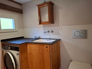 Mattishüüsli - Chalet with a little garden