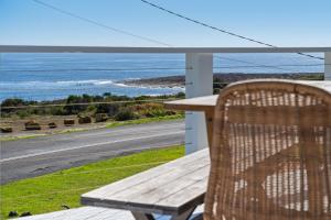 Bawley Blue - oceanfront 4BR pet-friendly retreat