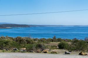 Bawley Blue - oceanfront 4BR pet-friendly retreat