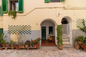 Appartamento Piazzetta 5 by ElbaSummer