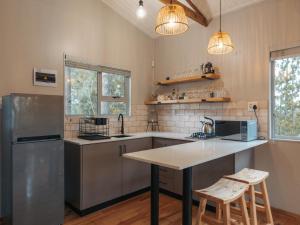 Woodpecker Cabin at Vrolikheid Landgoed