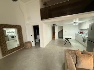 Royal Loft Residence