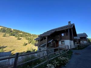 Chalet Des Rennes - Super appartement Prestige dans une résidence avec piscine au pied des pistes