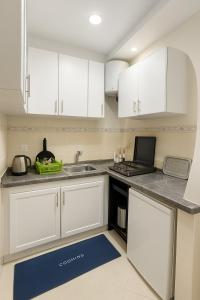 Cozy Stay near Everything Wi-Fi AC Parking