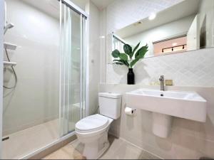 The Modern central Phuket base condo by luxStays