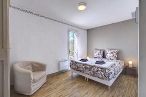 Family Villa 5 bedrooms swimming pool & sea view