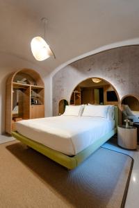 Designer Suite Monti - Walk to Colosseum Suli2