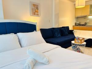 The Serene Studio by Kozy Mood