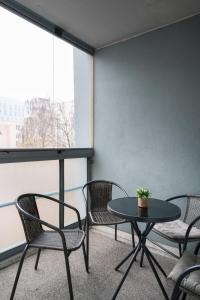 Spacious 2BR City Retreat with Private Sauna