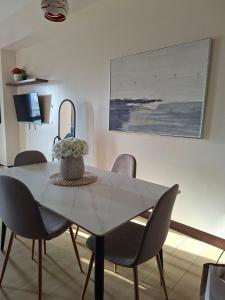 Greenbelt Hamilton Residences by ChiKat