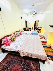 The Family Courtyard Suites