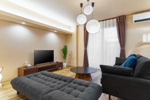 the hotel OSAKA bay - Spacious Family Suite - Steps to Kaiyukan Aquarium - Direct Ferry to USJ