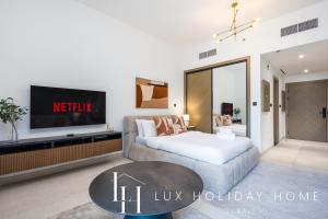 LUX The Modern Binghatti Canal Suite 2