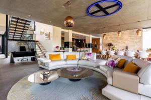 Luxury Safari Style Villa, Constantia