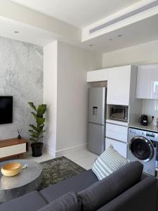 Upmarket 1 Bedroom City Views