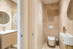 Spacious apartment a c 2BR 4P Cannes