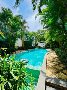 Siboney House by evaddo