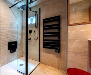 MOM Blue Paradise F D Mer 3 étoilés 61 m2 CAPDiem 3 clim - Idéal pour un Séjour de 15j ou plus ! Wifi, lit 160 - 4è Ascenseur, Parking, Piscine, Pétanque, Ping-pong - Pistes cyclables - Golf & Tennis à 10 mn