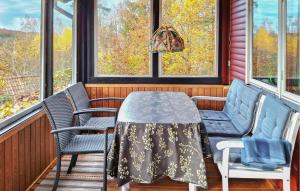 Pet Friendly Home In Höör With Kitchen