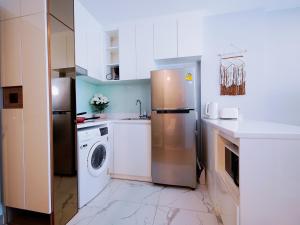 City walk Experience relaxing time in Chiang Mai 105N34