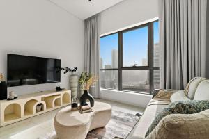 The Smart Concierge - Bay Central