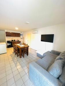 Casa con pileta y quincho