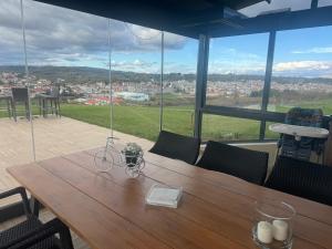 Luxury Villa Rafaela-private pool, BBQ & Games