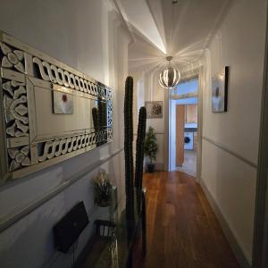 Amazing 6 bedrooms flat London