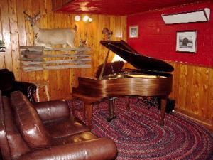 Rustic Lodge Rental on a Farm in Fayette County, West Virginia