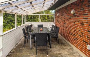 3 Bedroom Stunning Home In Tarm