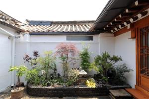 Premium Design Hanok Ubojae 牛步齋 Slow Walk in Bukchon