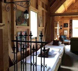 Unique Accommodation with Sauna for a Glamping Experience near Nantahala River, North Carolina