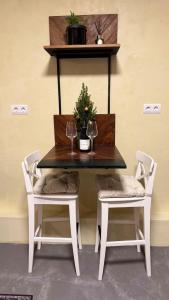 Newly Renovated Studio with Private Entrance