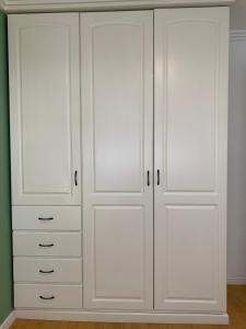 Lucas Host Your home away from home - brand new