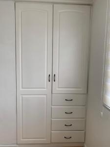 Lucas Host Your home away from home - brand new