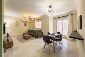 The 1BDR Grounded Cozy New Cairo- Free Airport Ride