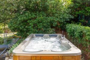 "The Oak’s Villa" Poolspa Nature