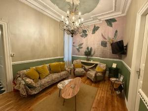 Agia Sofia Center-Metro station