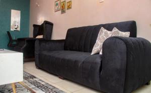 Entire serviced Coral apartment With pool