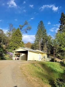 Charming, Pet-friendly Glamping Vacation Rental in Northern California