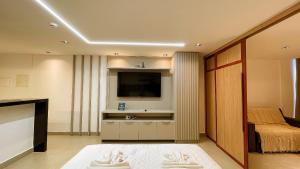 Flat FM20 Cabo Branco Light III - By Almare