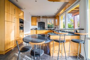 Castle view terrace - Swimming pool - Air conditioning