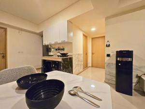 Apart Cozy and Relax 2BR at Meikarta by LS