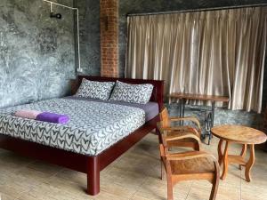 pilokhillhouse บ้านอีต่องเหมืองปิล็อก