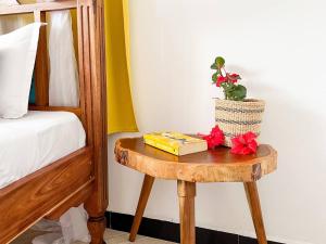 Hammock with Milky Way Views Near Beach - 4 Bedroom Option Has an Outdoor Cinema