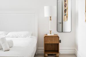 Athera - Queens Park Kensal Rise Stylish Two Bedroom apartment wt Terrace