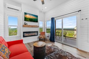 Summit Sunsets, Luxury Pool, Fire Pit, Grill