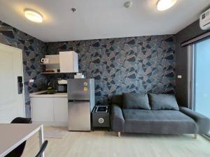 Infinity Blue, High Speed Wi-Fi, Soft bed