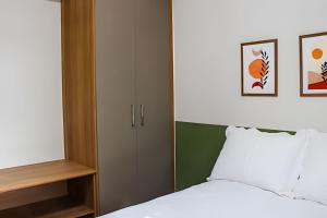 Studio Aconchegante USP - 2 MIN Metro Butantã by Marcolini